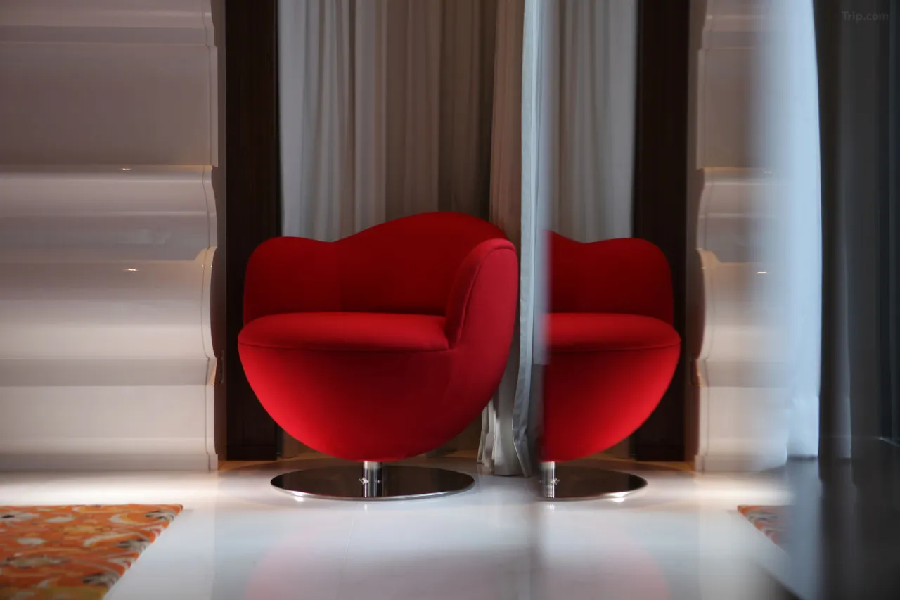 Design Mira Moon Hong Kong